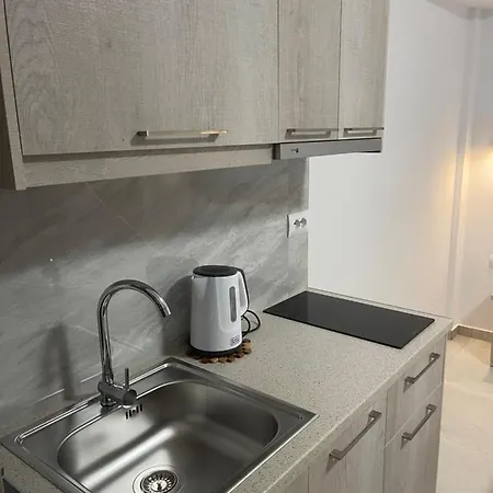 Egli 3* Ksamil